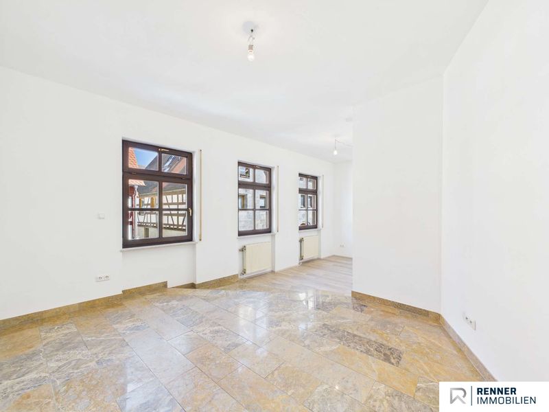 Ein Juwel der Altstadt - traumhafte 2 Zimmer Wohnung mit großer Dachterrasse - Altdorf bei Nürnberg